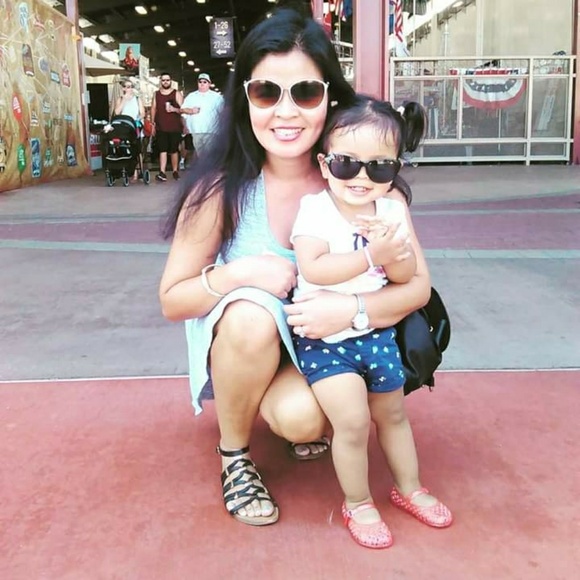 Meet your Posher, Sasha - Picture 7 of 8